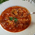 Sopa de tomate y cebolla